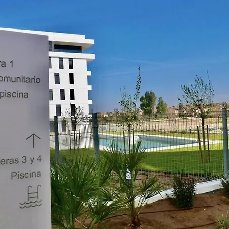 Cercano Al Metro Apartment Montequinto